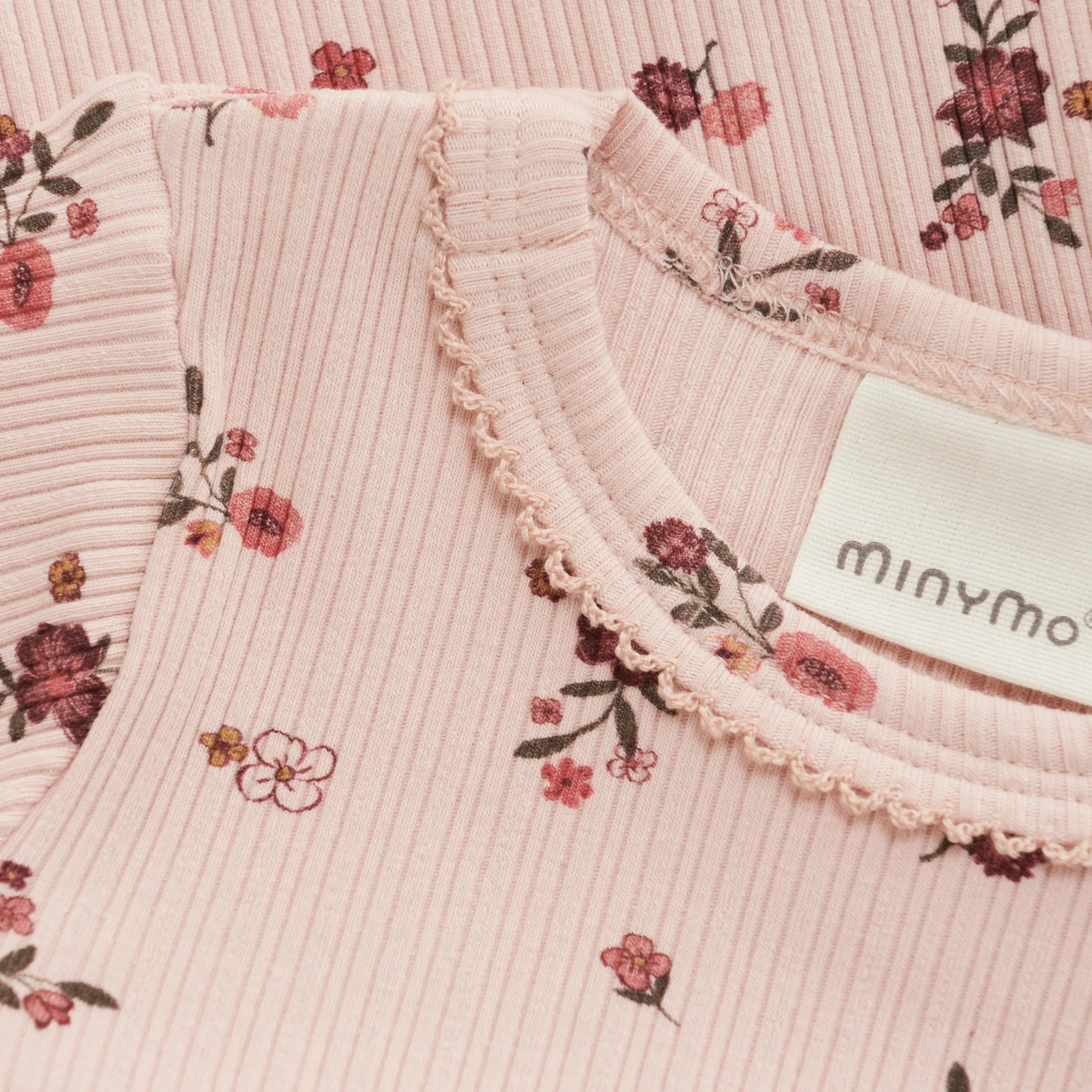 Rose Covered Long Sleeve Onesie Minymo