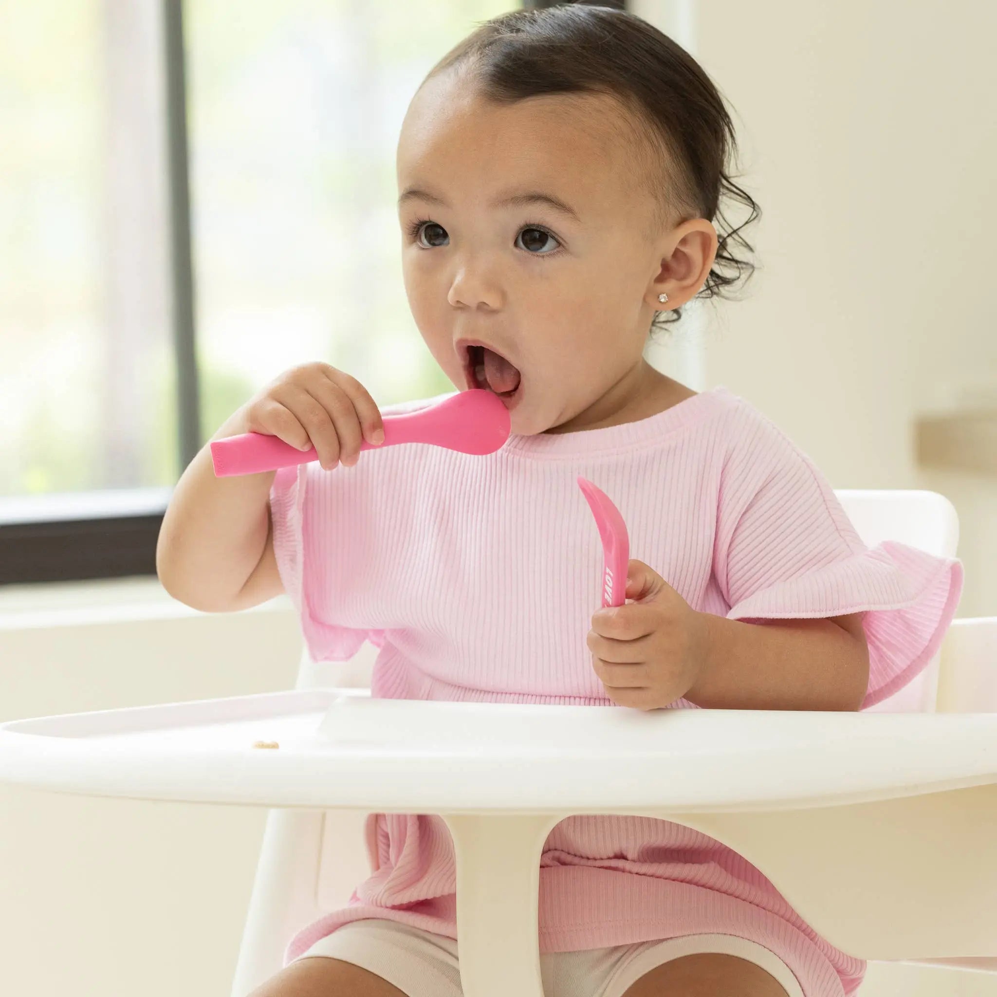 Love First Bite Miss Mess Wonder Spoon Set: Pink Bella Tunno