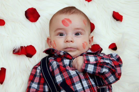 Baby’s First Valentine’s Day: Keepsake Ideas for New Parents