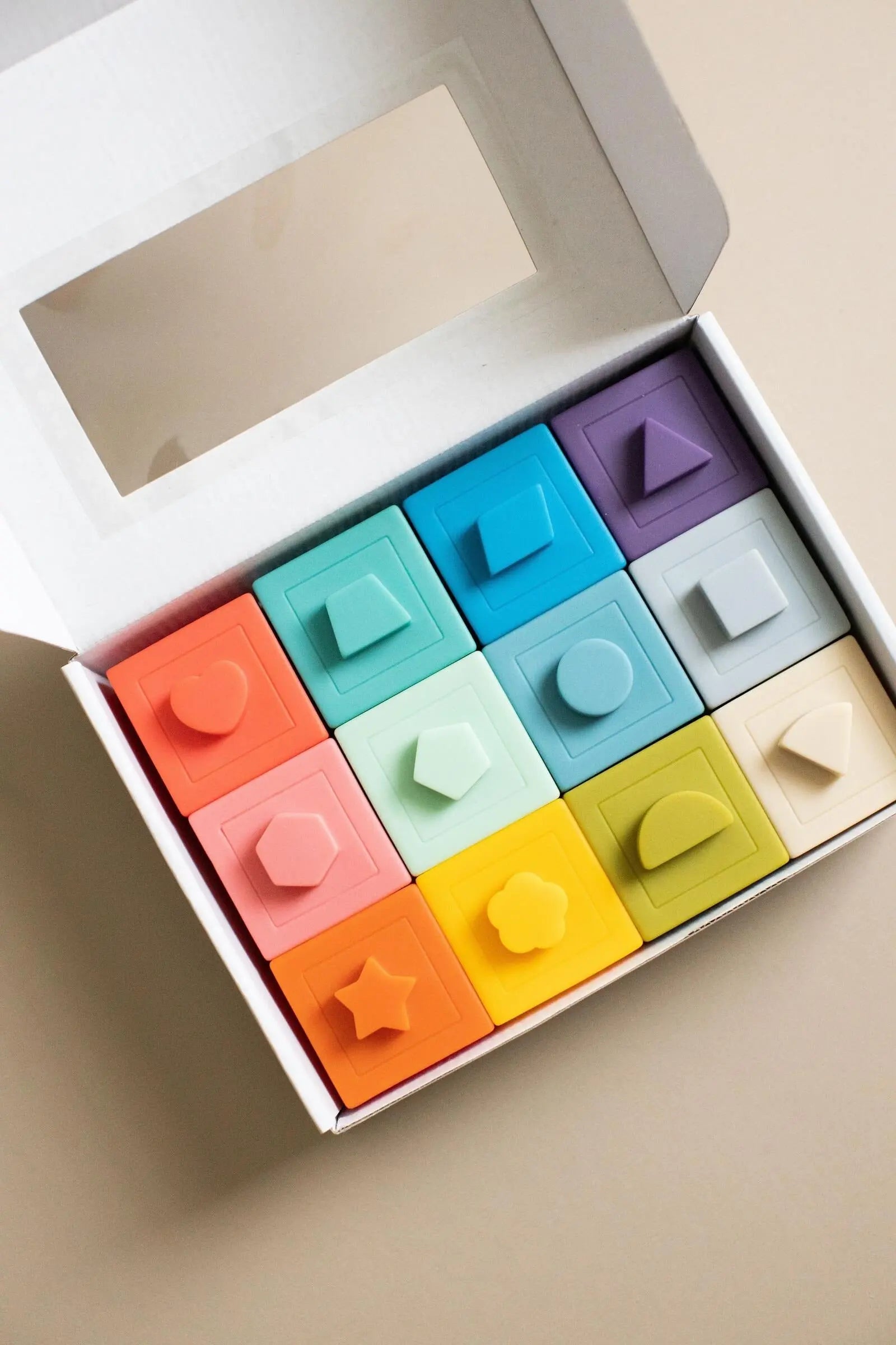 Building Block Teether & Bath Toy three hearts modern