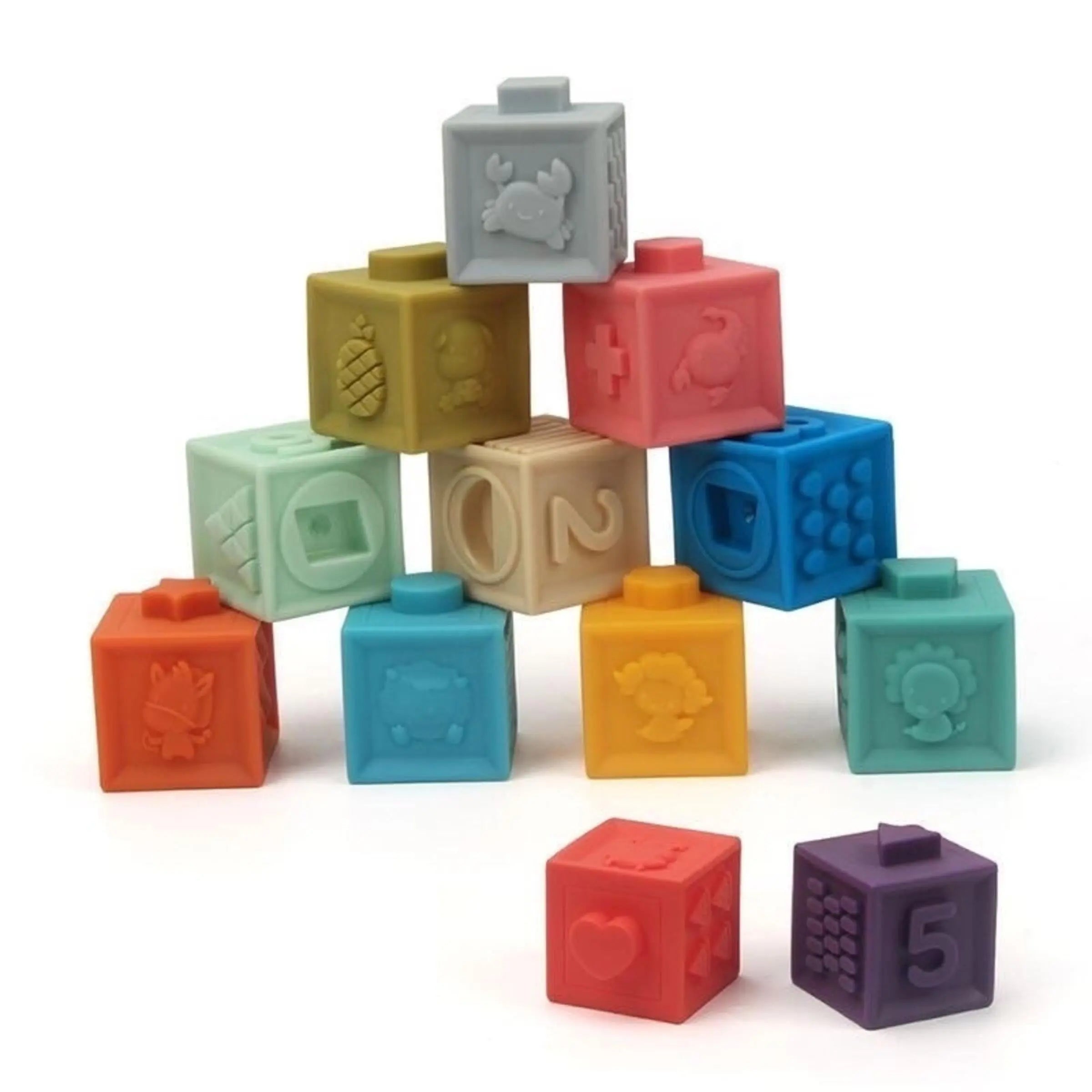 Building Block Teether & Bath Toy three hearts modern